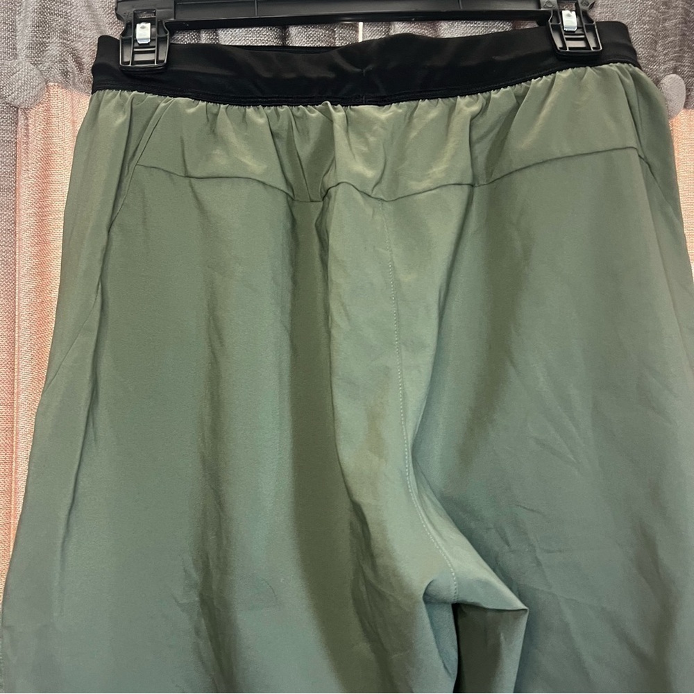 Mens ADIDAS Legacy Green Athletic Training Shorts Size Small - Picture 9 of 14